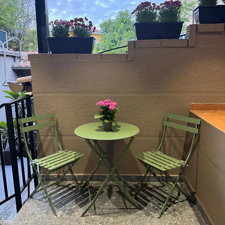 At Mimosa Street ホテル ティラナ