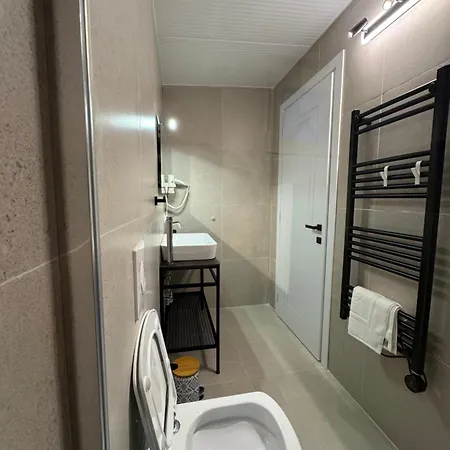 Hotel At Mimosa Street