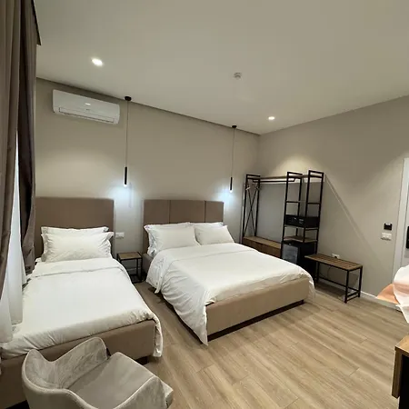 Hotel At Mimosa Street