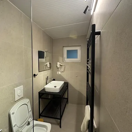 At Mimosa Street Hotel Tirana