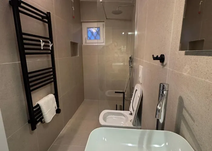 At Mimosa Street Hotel